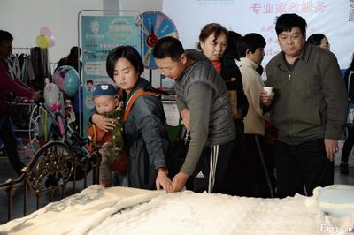 美國(guó)舒達(dá)青少年系列亮相云南首屆童博會(huì),贏滿(mǎn)堂喝彩!